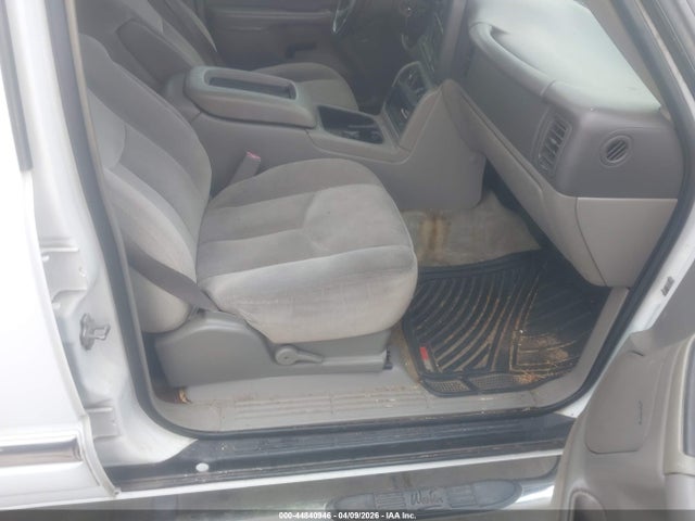 2005 Gmc Yukon Sle მანქანა იყიდება აუქციონზე, vin: 1GKEC13T65J260658, აუქციონის ნომერი: 44840946