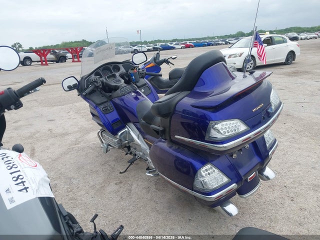 2002 HONDA GL1800 1HFSC47462A100705 Photo 2