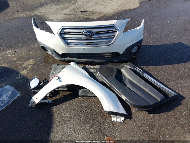 Продаж на аукціоні авто 2017 Subaru Outback 2.5i Premium, vin: 4S4BSAFC9H3239997, номер лоту: 44840966
