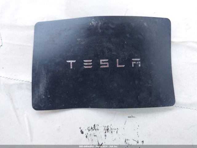 Продажа на аукционе авто 2021 Tesla Model Y Long Range Dual Motor All-wheel Drive, vin: 5YJYGDEE6MF118524, номер лота: 44840985