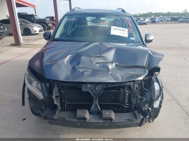 44840996 :رقم المزاد ، WVGAV7AX3GW511814 vin ، 2016 Volkswagen Tiguan S مزاد بيع