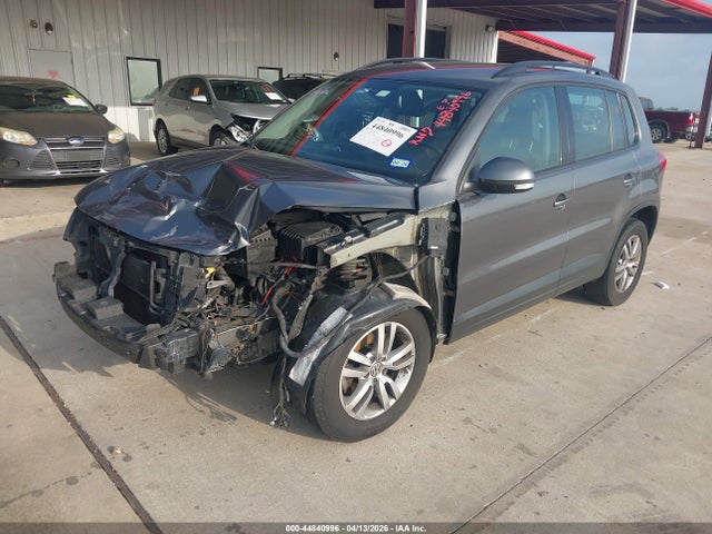 44840996 :رقم المزاد ، WVGAV7AX3GW511814 vin ، 2016 Volkswagen Tiguan S مزاد بيع