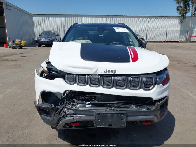 2022 Jeep Compass Trailhawk 4x4 მანქანა იყიდება აუქციონზე, vin: 3C4NJDDB8NT153385, აუქციონის ნომერი: 44841036