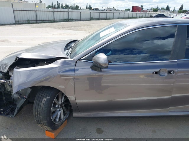 4T1C11AK0MU422683 Toyota CAMRY LE