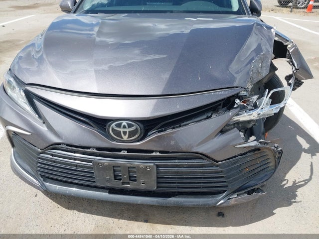 4T1C11AK0MU422683 Toyota CAMRY LE