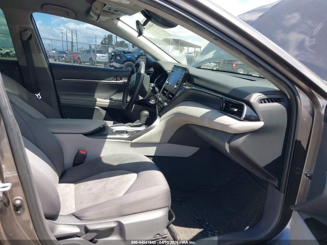4T1C11AK0MU422683 Toyota CAMRY LE