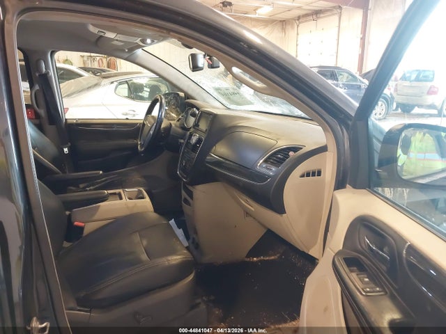 Продаж на аукціоні авто 2014 Chrysler Town & Country Touring-l, vin: 2C4RC1CG2ER108730, номер лоту: 44841047