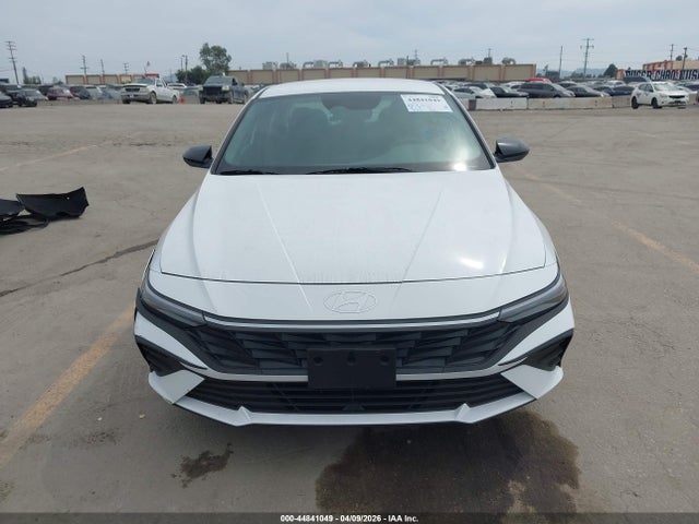 2025 Hyundai Elantra Sel Sport მანქანა იყიდება აუქციონზე, vin: KMHLM4DG9SU957508, აუქციონის ნომერი: 44841049