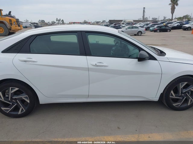2025 Hyundai Elantra Sel Sport მანქანა იყიდება აუქციონზე, vin: KMHLM4DG9SU957508, აუქციონის ნომერი: 44841049