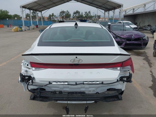 2025 Hyundai Elantra Sel Sport მანქანა იყიდება აუქციონზე, vin: KMHLM4DG9SU957508, აუქციონის ნომერი: 44841049