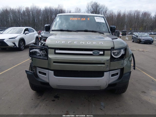 44841064 :رقم المزاد ، SALEJ6EX4P2124551 vin ، 2023 Land Rover Defender 90 S مزاد بيع