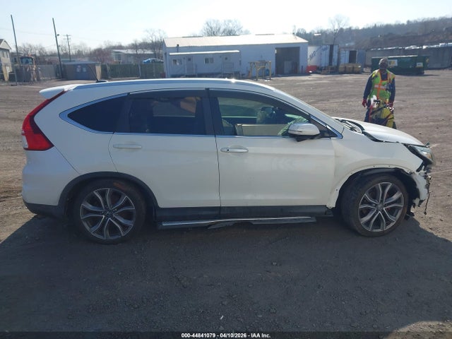 2016 Honda Cr-v Touring მანქანა იყიდება აუქციონზე, vin: 5J6RM3H96GL010857, აუქციონის ნომერი: 44841079