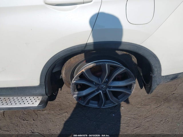 2016 Honda Cr-v Touring მანქანა იყიდება აუქციონზე, vin: 5J6RM3H96GL010857, აუქციონის ნომერი: 44841079