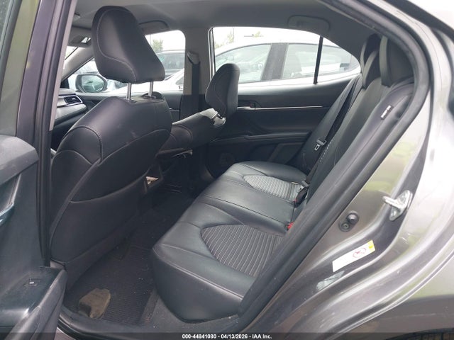 4T1B11HK0JU083792 Toyota CAMRY SE