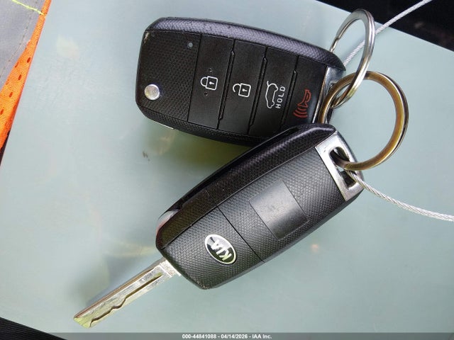 Продаж на аукціоні авто 2015 Kia Soul +, vin: KNDJP3A5XF7128709, номер лоту: 44841088