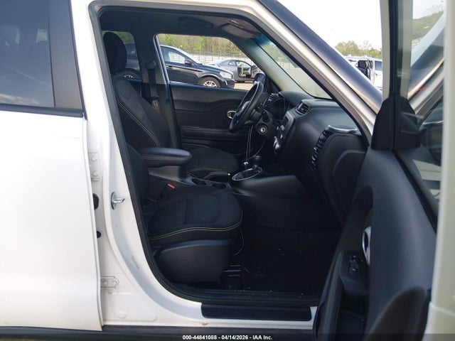 Продаж на аукціоні авто 2015 Kia Soul +, vin: KNDJP3A5XF7128709, номер лоту: 44841088