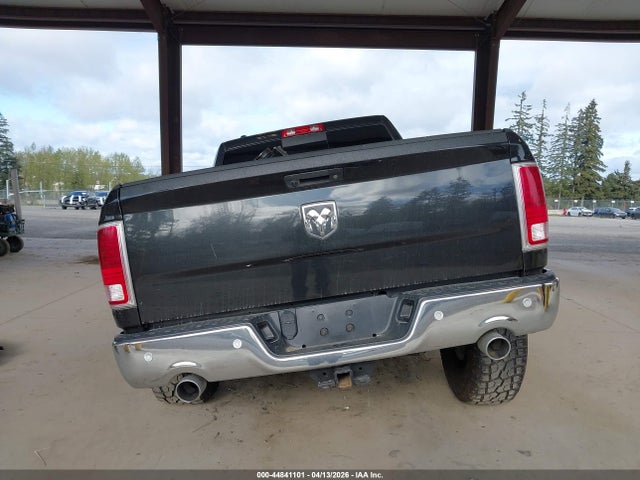 44841101 :رقم المزاد ، 1C6RR7VMXFS687932 vin ، 2015 Ram 1500 Laramie مزاد بيع