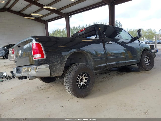 44841101 :رقم المزاد ، 1C6RR7VMXFS687932 vin ، 2015 Ram 1500 Laramie مزاد بيع