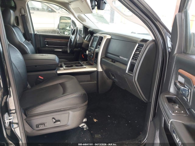 44841101 :رقم المزاد ، 1C6RR7VMXFS687932 vin ، 2015 Ram 1500 Laramie مزاد بيع