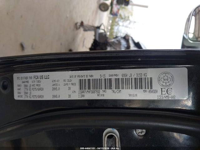 44841101 :رقم المزاد ، 1C6RR7VMXFS687932 vin ، 2015 Ram 1500 Laramie مزاد بيع
