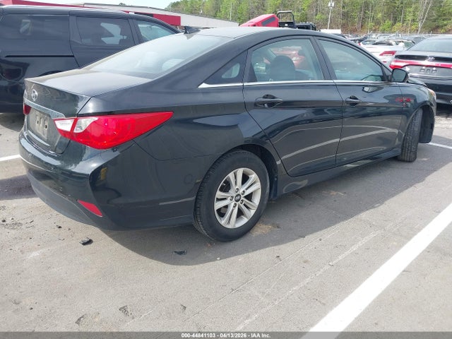 Продажа на аукционе авто 2014 Hyundai Sonata Gls, vin: 5NPEB4AC1EH947607, номер лота: 44841103