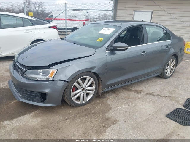 2013 Volkswagen Jetta Gli მანქანა იყიდება აუქციონზე, vin: 3VW4A7AJ4DM221194, აუქციონის ნომერი: 44841107