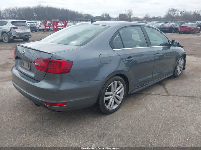 2013 Volkswagen Jetta Gli მანქანა იყიდება აუქციონზე, vin: 3VW4A7AJ4DM221194, აუქციონის ნომერი: 44841107