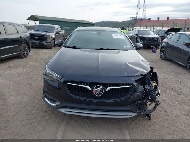 2018 Buick Regal Tourx Essence მანქანა იყიდება აუქციონზე, vin: W04GV8SX3J1138744, აუქციონის ნომერი: 44841117
