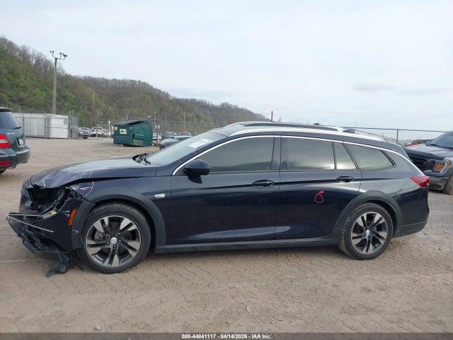2018 Buick Regal Tourx Essence მანქანა იყიდება აუქციონზე, vin: W04GV8SX3J1138744, აუქციონის ნომერი: 44841117
