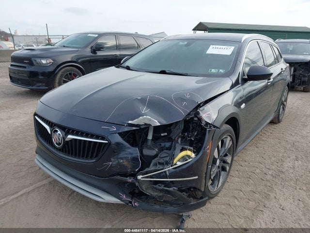 2018 Buick Regal Tourx Essence მანქანა იყიდება აუქციონზე, vin: W04GV8SX3J1138744, აუქციონის ნომერი: 44841117