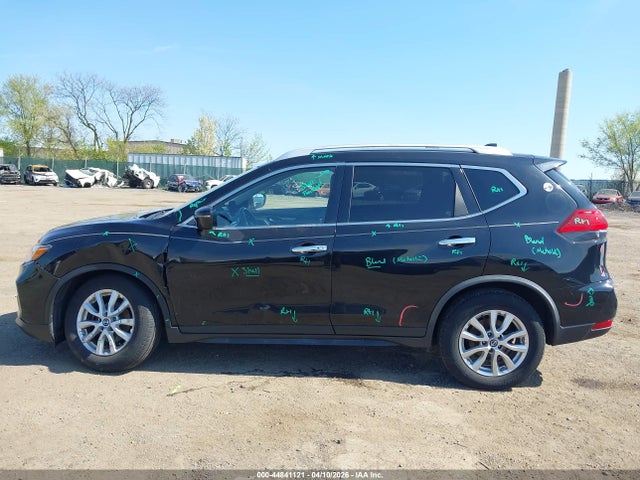JN8AT2MV0HW274051 Nissan ROGUE SV