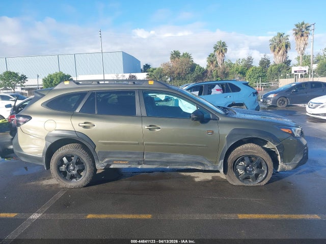 4S4BTGUD1N3172450 Subaru Outback Wilderness