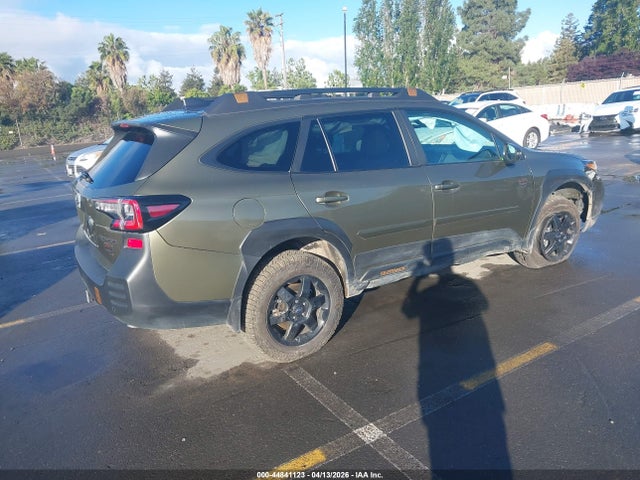 4S4BTGUD1N3172450 Subaru Outback Wilderness