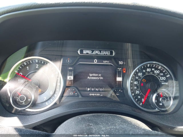 Продажа на аукционе авто 2021 Ram 1500 Big Horn  4x4 6'4 Box, vin: 1C6SRFBTXMN599224, номер лота: 44841126