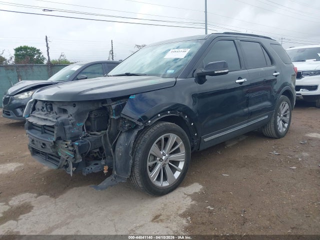 Ford Explorer Limited 2018 1FM5K7F82JGC16524 Image 2