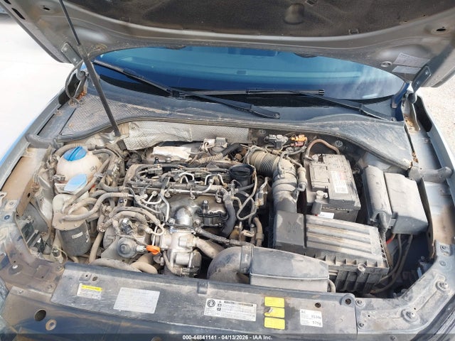 2013 Volkswagen Passat 2.0l Tdi Se მანქანა იყიდება აუქციონზე, vin: 1VWBN7A31DC140782, აუქციონის ნომერი: 44841141