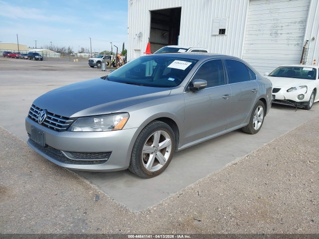 2013 Volkswagen Passat 2.0l Tdi Se მანქანა იყიდება აუქციონზე, vin: 1VWBN7A31DC140782, აუქციონის ნომერი: 44841141