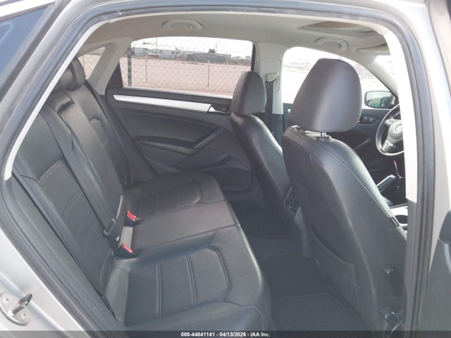2013 Volkswagen Passat 2.0l Tdi Se მანქანა იყიდება აუქციონზე, vin: 1VWBN7A31DC140782, აუქციონის ნომერი: 44841141