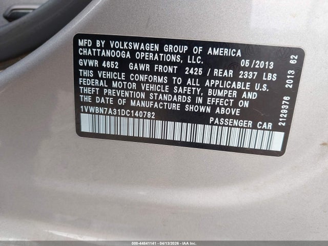 2013 Volkswagen Passat 2.0l Tdi Se მანქანა იყიდება აუქციონზე, vin: 1VWBN7A31DC140782, აუქციონის ნომერი: 44841141