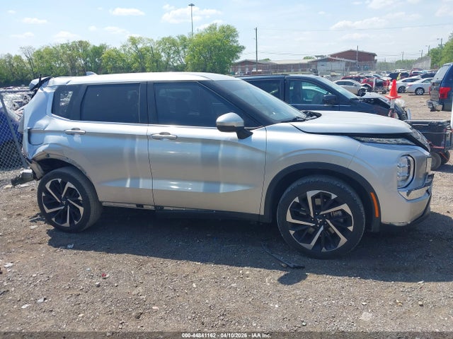 44841162 :رقم المزاد ، JA4J3TA86NZ030019 vin ، 2022 Mitsubishi Outlander Es 2.5 2wd مزاد بيع