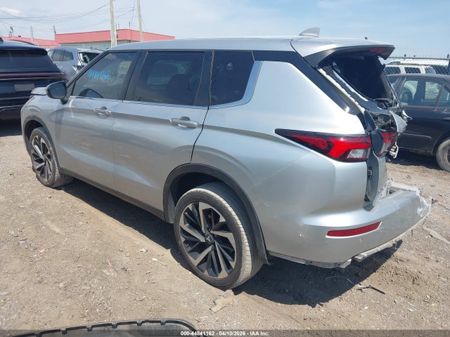 44841162 :رقم المزاد ، JA4J3TA86NZ030019 vin ، 2022 Mitsubishi Outlander Es 2.5 2wd مزاد بيع