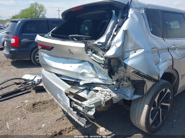 44841162 :رقم المزاد ، JA4J3TA86NZ030019 vin ، 2022 Mitsubishi Outlander Es 2.5 2wd مزاد بيع