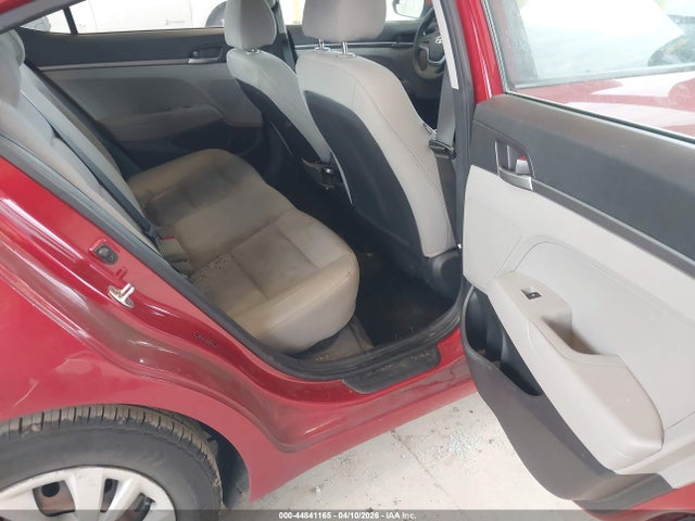 5NPD74LF5HH165383 Hyundai ELANTRA SE