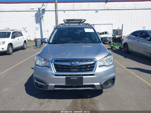 Subaru Forester 2.5i Premium 2017 JF2SJAECXHH456732 Image 12