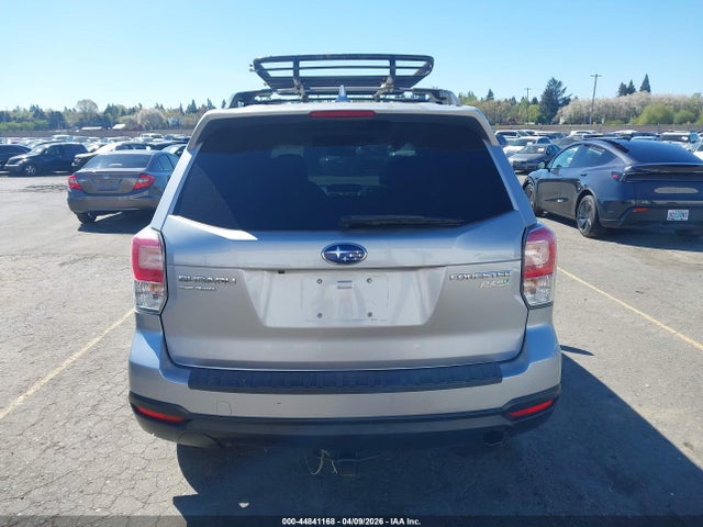 Subaru Forester 2.5i Premium 2017 JF2SJAECXHH456732 Image 16