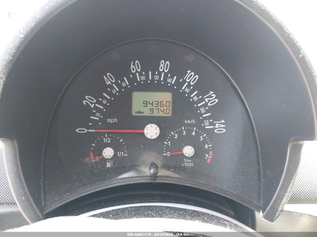 2001 Volkswagen New Beetle Gls მანქანა იყიდება აუქციონზე, vin: 3VWCK21C61M441199, აუქციონის ნომერი: 44841176