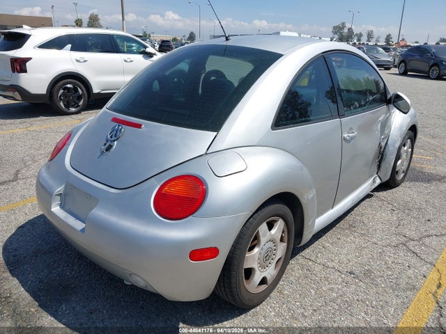 2001 Volkswagen New Beetle Gls მანქანა იყიდება აუქციონზე, vin: 3VWCK21C61M441199, აუქციონის ნომერი: 44841176