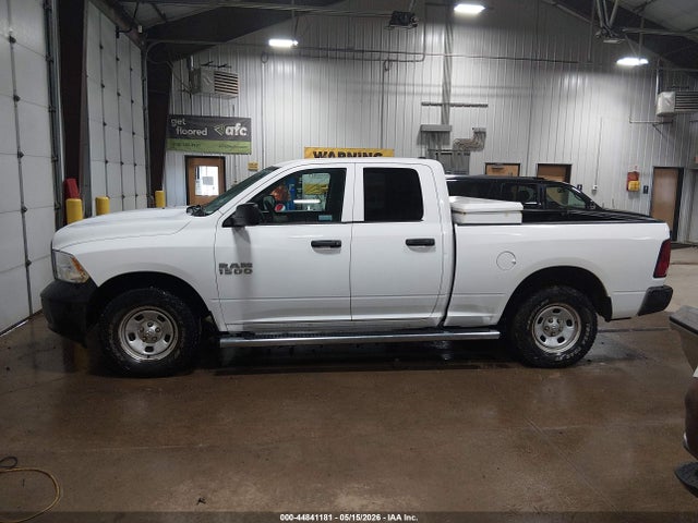 1C6RR7FG9HS544370 RAM 1500 Tradesman 4x4 6&#039;4 Box