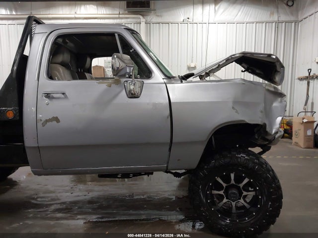 Продаж на аукціоні авто 1993 Dodge W-series W200/w250, vin: 1B7KM26C7PS214136, номер лоту: 44841228