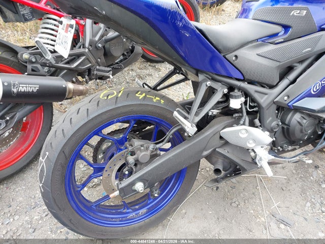 2023 YAMAHA YZFR3 MH3RH18Y4PK012748 Photo 3